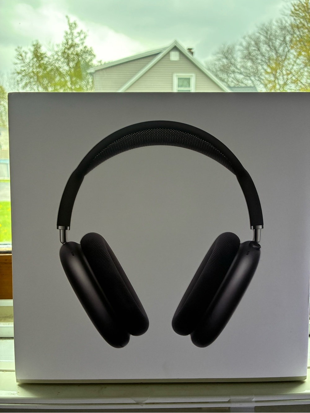 Apple AirPods Max Over-Ear Headphones - Midnight Black